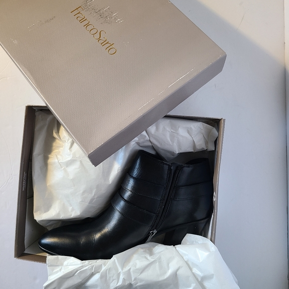 Franco Sarto Booties NIB - Picture 3 of 6